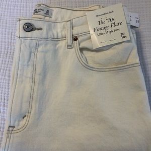 Abercrombie the 70s vintage flare high rise size 10s